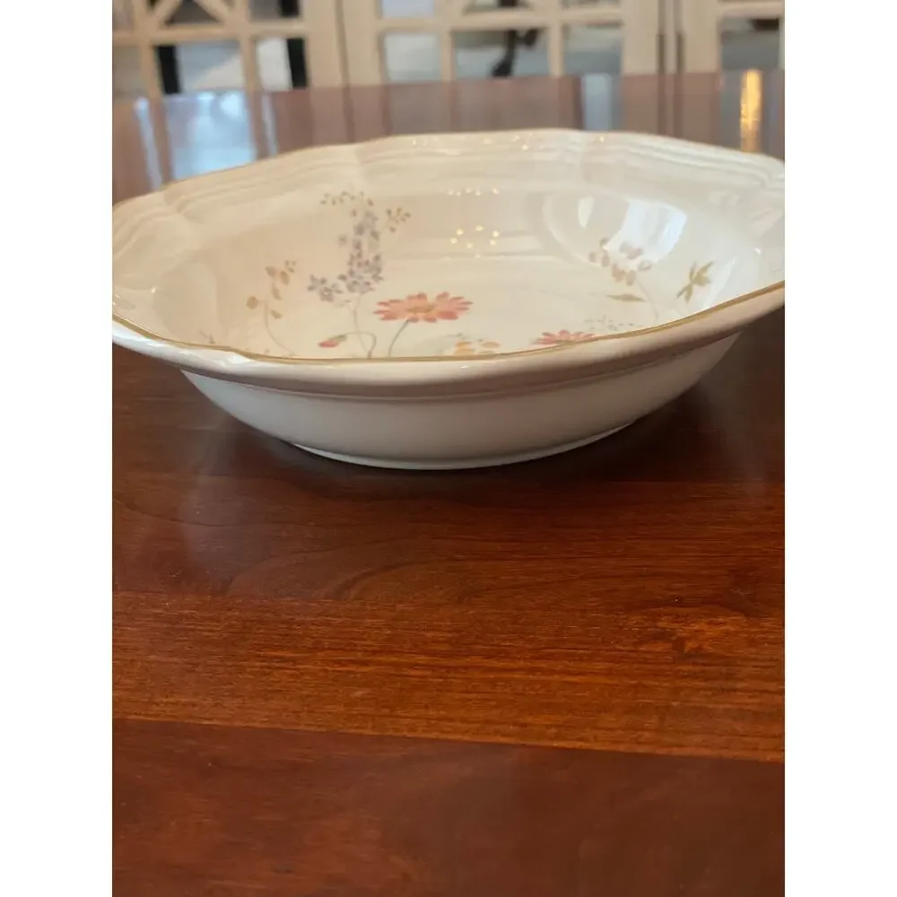 Mikasa Heritage Samantha F2017 Wildflower Floral Soup Pasta Bowls 8.5” Set of 6